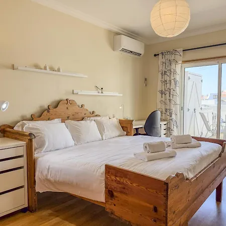 #328 Charming 2br Balcony & Ac 阿尔布费拉
