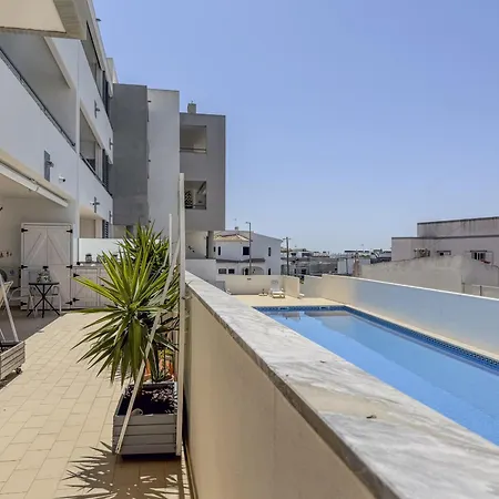 #328 Charming 2br Balcony & Ac 公寓 阿尔布费拉
