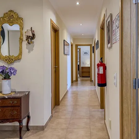 公寓 #328 Charming 2br Balcony & Ac
