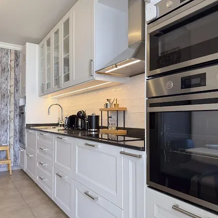 公寓 #328 Charming 2br Balcony & Ac