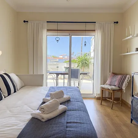 #328 Charming 2br Balcony & Ac Apartment Albufeira